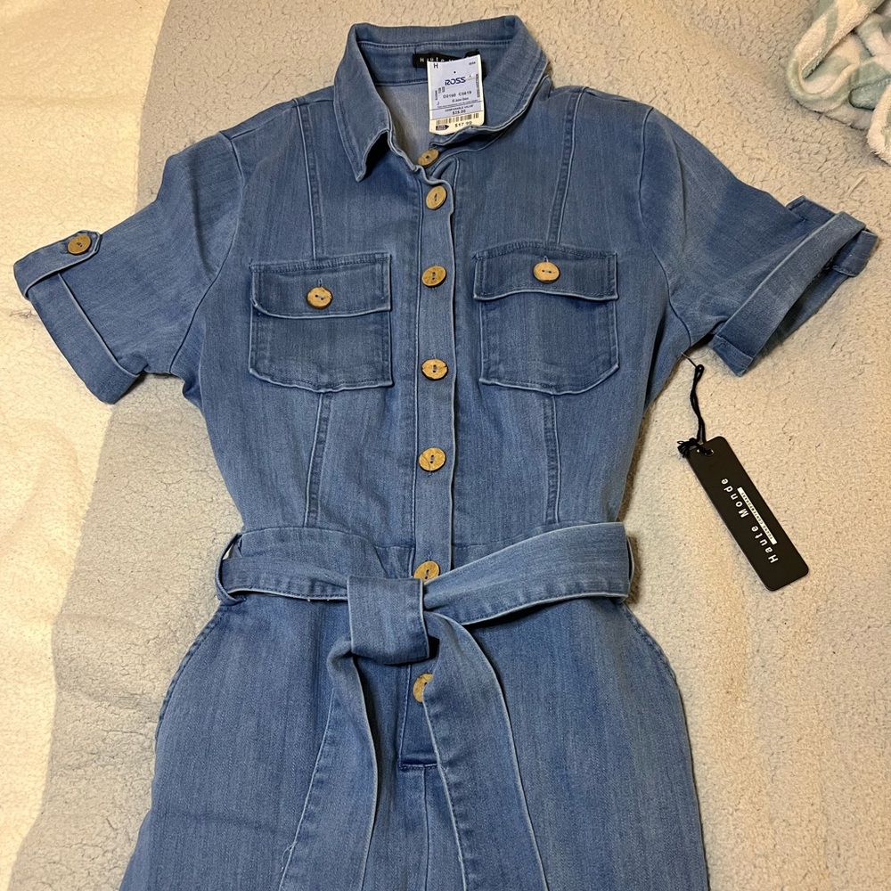 Jean jumpsuit never worn in brand new condition